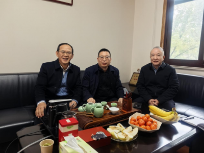 薪火相传，赓续前行|谢向君会长拜访名誉会长杨传智